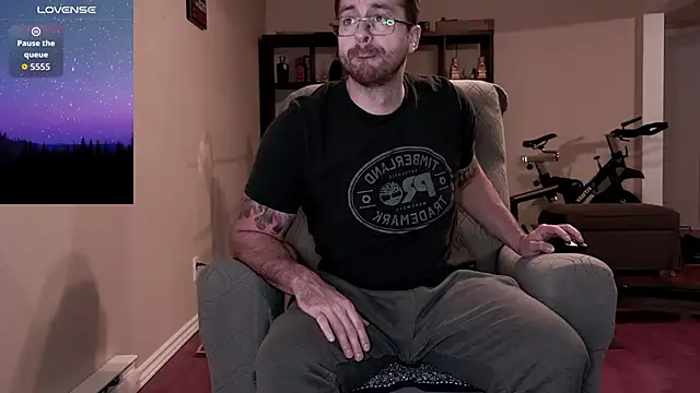 Snapshot of JayXCee_Official chatting on 11.15.25 JayXCee Official online show from 11.15.25