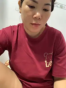 Baby-bigtits online show from 02.10.25