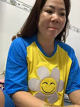 Baby-bigtits online show from 02.12.25
