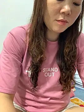 Baby-bigtits online show from 02.12.25
