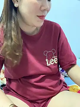 Baby-bigtits online show from 02.18.25