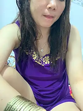 Baby-bigtits online show from 10.22.25