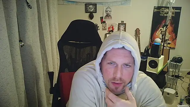 Snapshot of Rock_Pierce chatting on 04.19.26 Rock Pierce online show from 04.19.26
