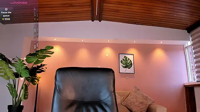 IsabellaaJoness online show from 01.30.25