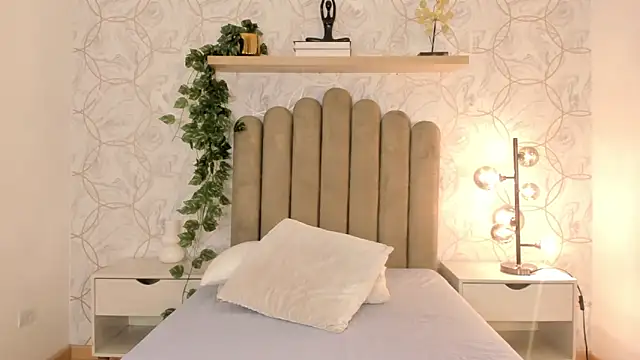 Roma  love online show from 02.27.25