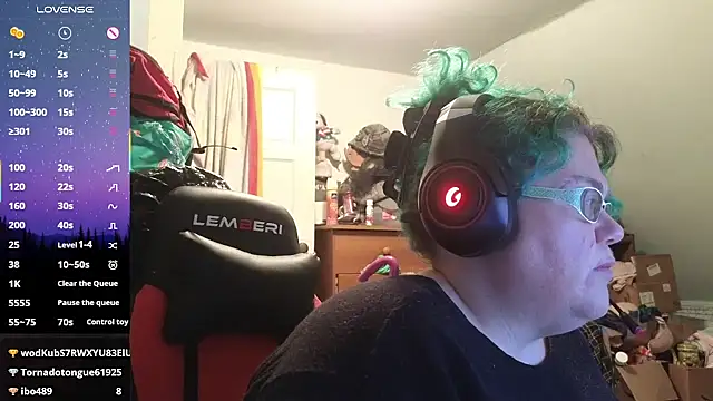 Snapshot of EmberCum chatting on 10.29.25 EmberCum online show from 10.29.25