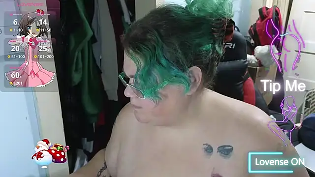 Snapshot of EmberCum chatting on 11.18.25 EmberCum online show from 11.18.25