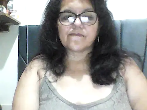 Snapshot of kassandra02 chatting on 10.03.25 kassandra02 online show from 10.03.25