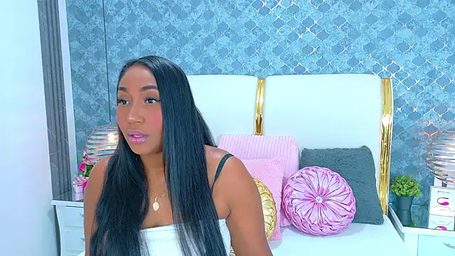 NaiomyLanes online show from 03.04.26