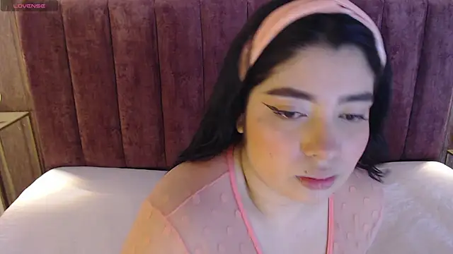 AgathaLynx online show from 02.01.25