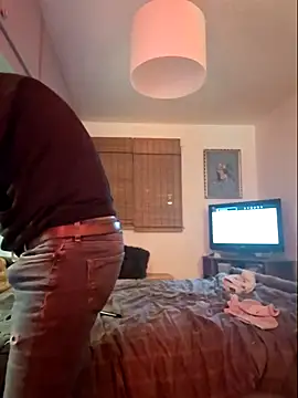 Snapshot of bibananaman chatting on 10.28.25 bibananaman online show from 10.28.25