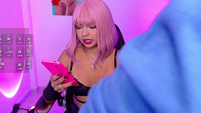 Snapshot of pandorabeker chatting on 11.29.25 pandorabeker online show from 11.29.25