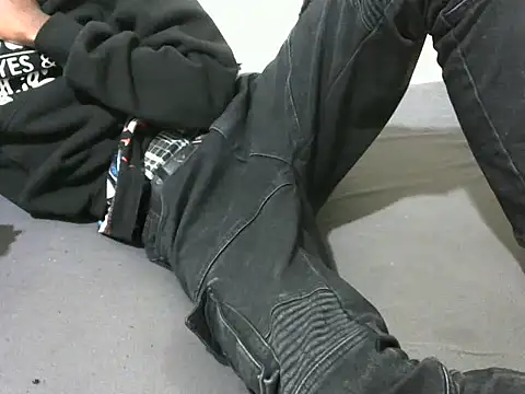 Snapshot of hot_ebonys1 chatting on 09.28.25 hot ebonys1 online show from 09.28.25