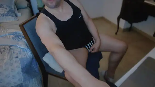 Snapshot of slzypvtpig chatting on 11.01.25 slzypvtpig online show from 11.01.25