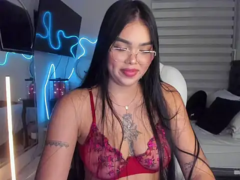Snapshot of Daisy_20x_ chatting on 08.04.26 Daisy 20x online show from 08.04.26