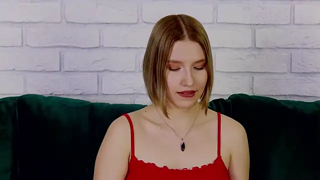 Snapshot of LiliLinn chatting on 01.29.25 LiliLinn online show from 01.29.25