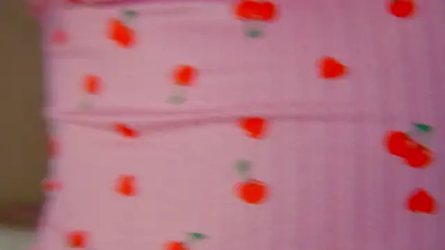 Snapshot of LiliLinn chatting on 11.01.25 LiliLinn online show from 11.01.25