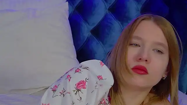 LiliLinn online show from 11.18.25