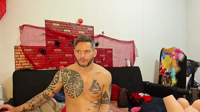 Snapshot of Samurayjiu chatting on 02.04.25 Samurayjiu online show from 02.04.25