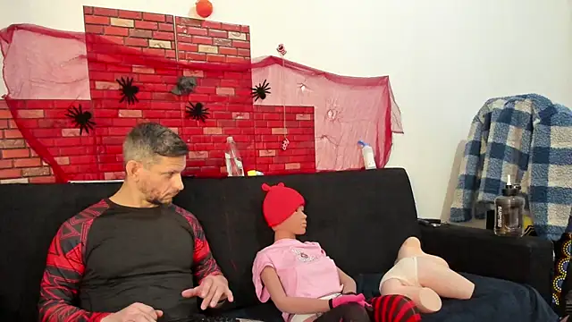 Snapshot of Samurayjiu chatting on 02.05.25 Samurayjiu online show from 02.05.25