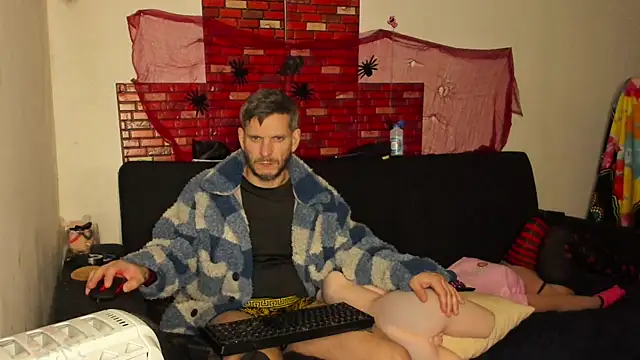 Snapshot of Samurayjiu chatting on 02.08.25 Samurayjiu online show from 02.08.25