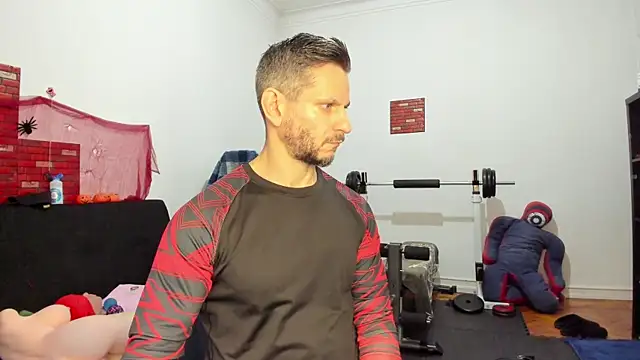 Snapshot of Samurayjiu chatting on 02.08.25 Samurayjiu online show from 02.08.25