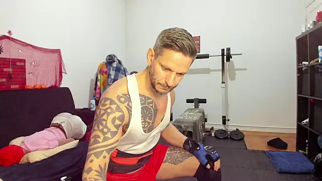 Snapshot of Samurayjiu chatting on 02.09.25 Samurayjiu online show from 02.09.25