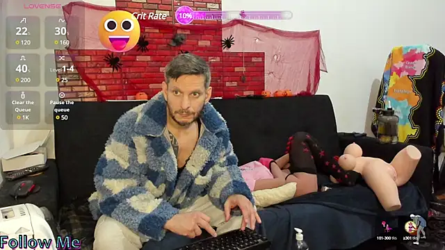 Snapshot of Samurayjiu chatting on 02.13.25 Samurayjiu online show from 02.13.25