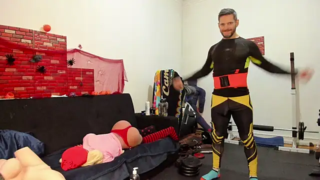 Snapshot of Samurayjiu chatting on 02.17.25 Samurayjiu online show from 02.17.25