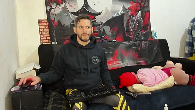 Snapshot of Samurayjiu chatting on 02.20.25 Samurayjiu online show from 02.20.25