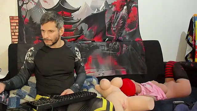 Snapshot of Samurayjiu chatting on 03.04.25 Samurayjiu online show from 03.04.25