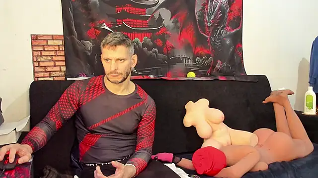 Snapshot of Samurayjiu chatting on 03.14.25 Samurayjiu online show from 03.14.25