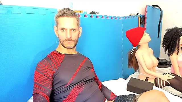 Snapshot of Samurayjiu chatting on 09.11.25 Samurayjiu online show from 09.11.25