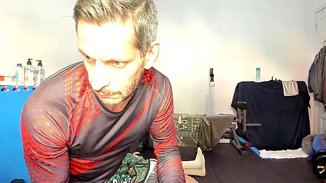 Snapshot of Samurayjiu chatting on 10.07.25 Samurayjiu online show from 10.07.25