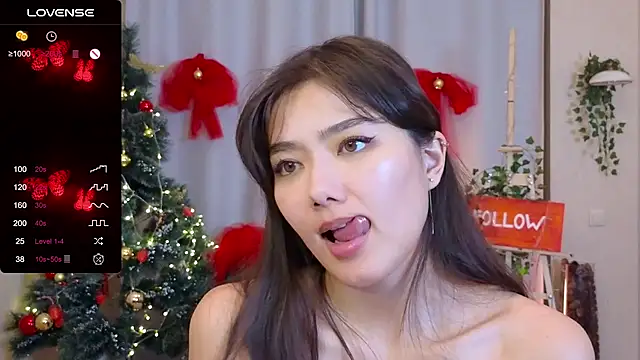 EmmaFisherf online show from 12.23.24