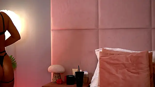 AlmaLuv online show from 03.05.26