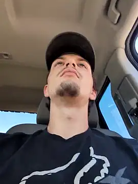 Snapshot of bigmerc chatting on 09.27.25 bigmerc online show from 09.27.25