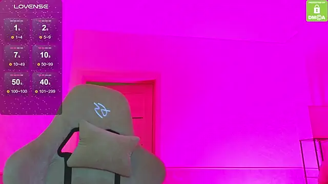 Katy perry  online show from 11.21.25