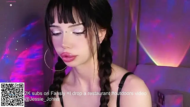 Jessie Johns online show from 02.05.26