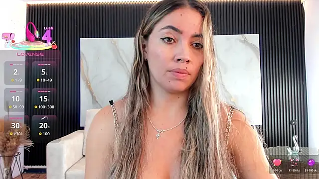 Alessia Taylorr online show from 10.28.25