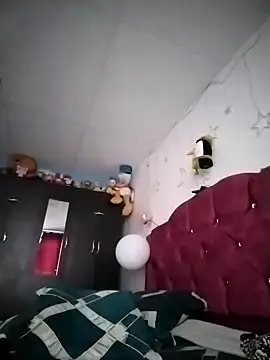 Snapshot of evelyn_prince1 chatting on 12.27.24 evelyn prince1 online show from 12.27.24