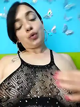 Snapshot of evelyn_prince1 chatting on 09.13.25 evelyn prince1 online show from 09.13.25