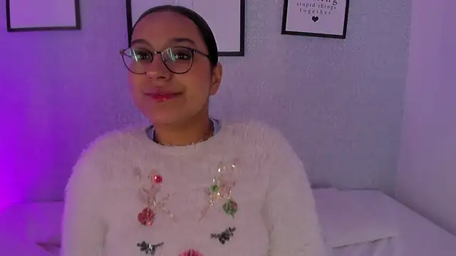 ellamontoya online show from 12.24.24