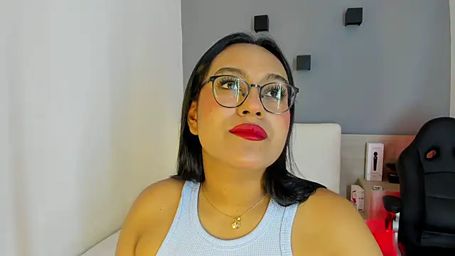 ellamontoya online show from 01.04.25