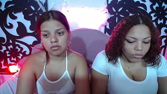 Snapshot of your_little_naughty1 chatting on 11.03.25 your little naughty1 online show from 11.03.25