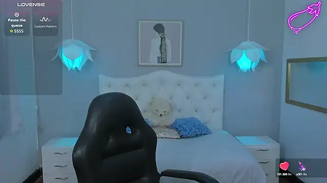 Lisa7 7 online show from 10.15.25