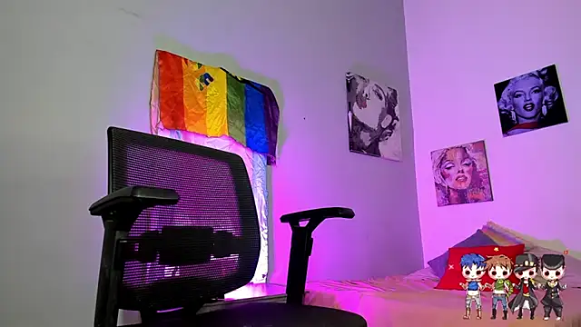 Charlotte Joestar online show from 03.07.25