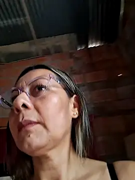 Mia-funny20 online show from 01.31.26