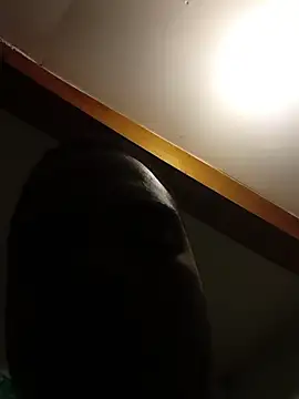 Snapshot of blackman933z chatting on 11.05.25 blackman933z online show from 11.05.25