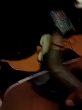 Snapshot of blackman933z chatting on 03.28.26 blackman933z online show from 03.28.26